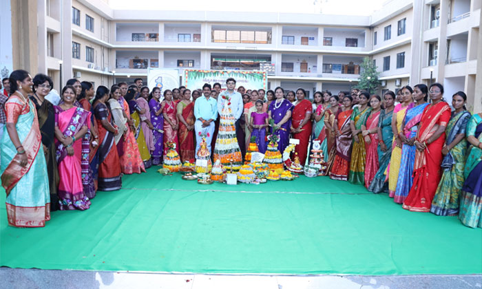 Bhavesh Mishra Bathukamma Celebrations at Collectorate2