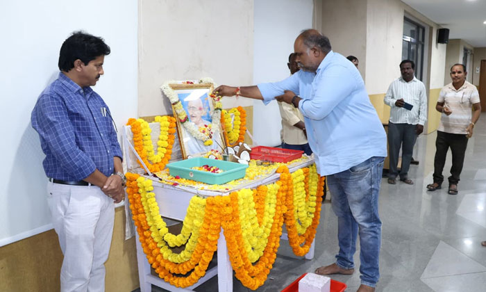 District Collector Bhavesh Mishra Leads Gandhi Jayanti Celebrations at Collectorate4