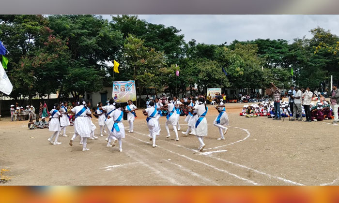 Sports Development | విద్యార్థుల్లో క్రీడా నైపుణ్యాన్ని పెంపొందించేందుకు క్రీడలు దోహదం...! 2 Mandal Level Sports Competitions Begin in Brahmanapalli Tadwai0