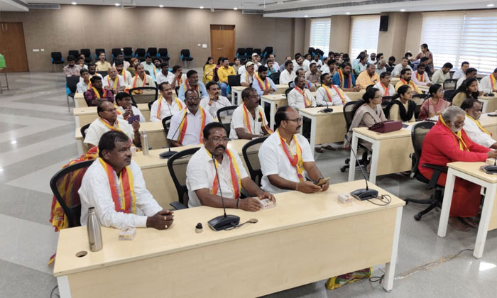 Panduga Sayanna | కలెక్టరేట్ లో ఘనంగా సాయన్న జయంతి వేడుకలు 1 Panduga Sayanna Birth Anniversary Celebrations in Mancherial