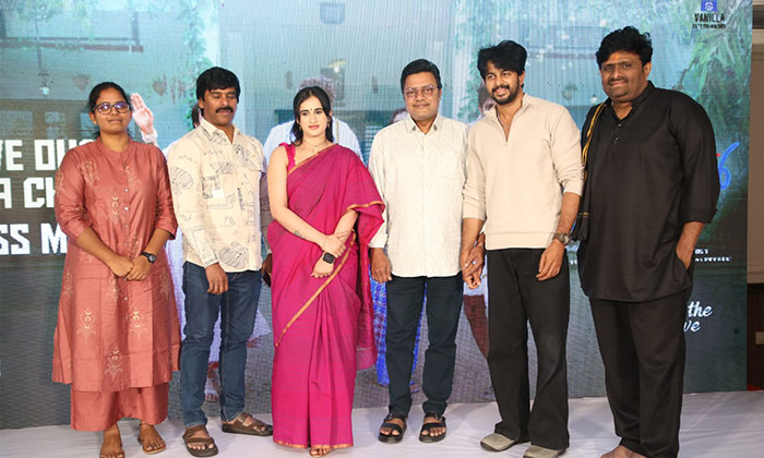 Premane Oorilo grand success meet with Saikumar and film team2
