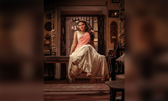 Ritika Nayak appears in a graceful traditional look as Padamataveedhi Janaki in the Power Peta first-look poster.