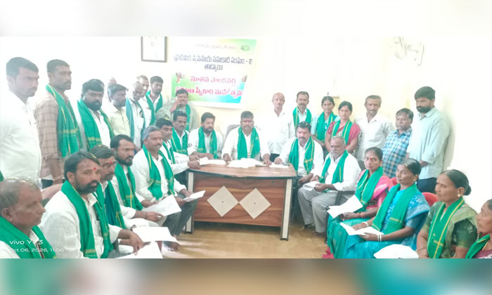 Tadwai | ఆదరించండి.. అభివృద్ధి చేస్తా..! 1 Santaji Sudhakar Rao Tadwai Society Chairman1