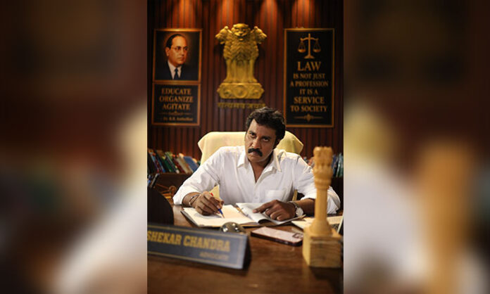 Actor Sunil joins the Telugu film Due Date as lawyer Shekhar Chandra, alongside Lomesh Pudipeddi and Jayashree.