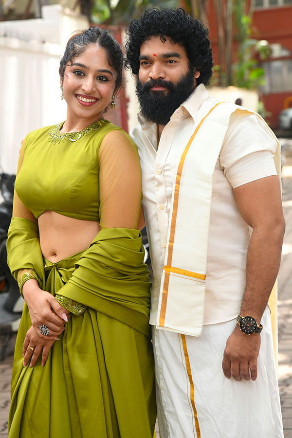 ‘Tholisari Mimmalni Choosindi Modalu’ | సినిమా పోస్టర్ లాంఛ్ 2 Tholisari Mimmalni Choosindi Modalu Movie Poster