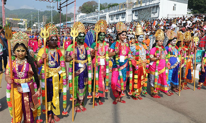 tirumala chinna sesha vahanam seva folk arts